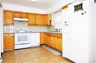 40 Hawkins Rd, Centereach, NY 11720 - Photo 10
