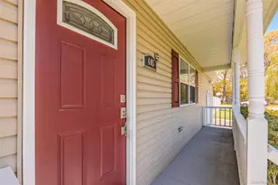 405 Puritan Dr, Yaphank, NY 11967 - Photo 24