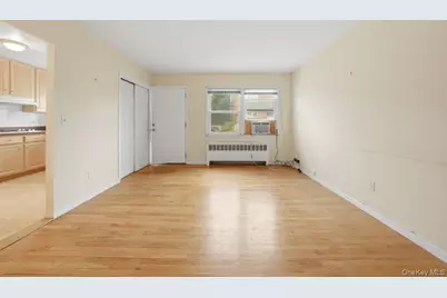 147 Mile Square Road, Yonkers, NY 10701 - Photo 32