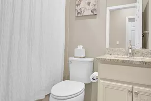 107 Spring Dr, Seaford, NY 11783 - Photo 16