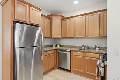 106 Spring Drive, East Meadow, NY 11554 - Photo 14