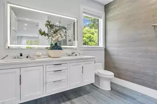 37 Wakeman Rd, Hampton Bays, NY 11946 - Photo 12