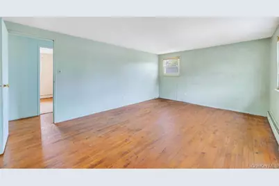 344 Boyle Road, Selden, NY 11784 - Photo 16