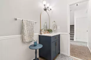 29 Daremy Cir, Medford, NY 11763 - Photo 6