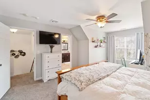 29 Daremy Cir, Medford, NY 11763 - Photo 10