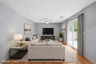 938 Skyline Dr, Coram, NY 11727 - Photo 10