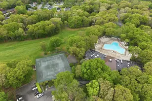 938 Skyline Dr, Coram, NY 11727 - Photo 40