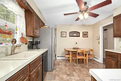100 Lakeview Avenue, Valhalla, NY 10595 - Photo 12