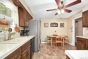 100 Lakeview Ave, Valhalla, NY 10595 - Photo 12