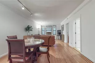 109-14 Ascan Ave, Forest Hills, NY 11375 - Photo 8