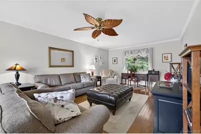 1 Tufts Place, Greenlawn, NY 11740 - Photo 4