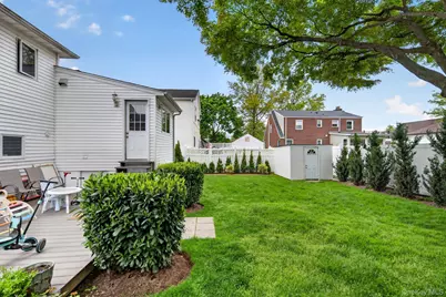 147 New York Avenue, West Hempstead, NY 11552 - Photo 40