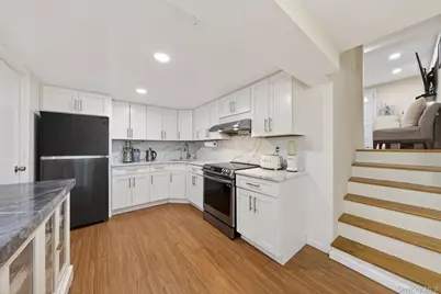 147 New York Avenue, West Hempstead, NY 11552 - Photo 34