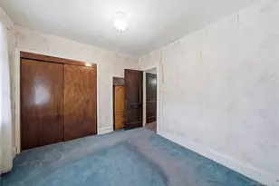 66-61 74th St, Middle Village, NY 11379 - Photo 16