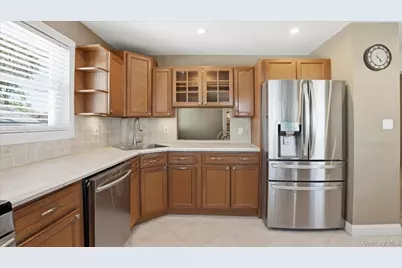 20 Camp Drive, Selden, NY 11784 - Photo 10