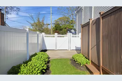 20 Camp Drive, Selden, NY 11784 - Photo 46