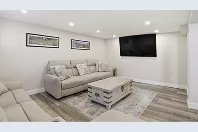 20 Camp Drive, Selden, NY 11784 - Photo 22