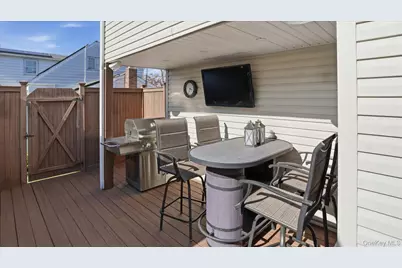 20 Camp Drive, Selden, NY 11784 - Photo 28