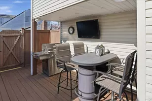 20 Camp Dr, Selden, NY 11784 - Photo 28
