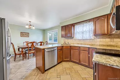 25 Gould Road, Centereach, NY 11720 - Photo 12