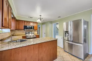 25 Gould Rd, Centereach, NY 11720 - Photo 10