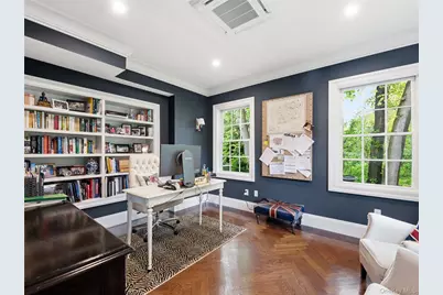 140 Remington Road, Manhasset, NY 11030 - Photo 20