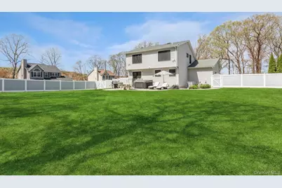 12 Midvale Avenue, Port Jefferson, NY 11777 - Photo 22