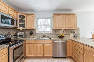 12 Midvale Ave, Port Jefferson, NY 11777 - Photo 4