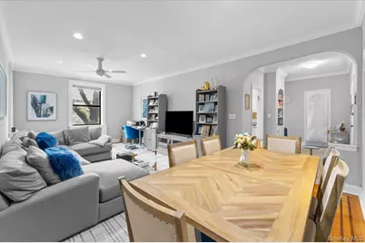 21 Barstow Road #2i, Great Neck, NY 11021 - Photo 8