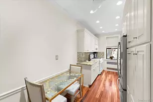 21 Barstow Rd, Great Neck, NY 11021 - Photo 14