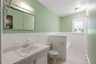 17 Yale Dr, Hampton Bays, NY 11946 - Photo 10