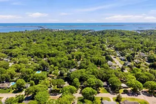 17 Yale Dr, Hampton Bays, NY 11946 - Photo 16