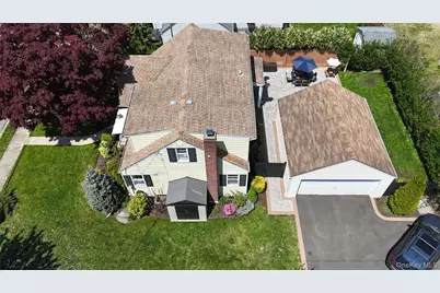 2115 Jefferson Street, Merrick, NY 11566 - Photo 32