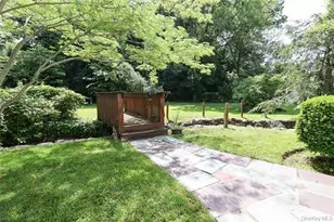 199 Hanson Ln, New Rochelle, NY 10804 - Photo 10