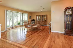 199 Hanson Ln, New Rochelle, NY 10804 - Photo 4