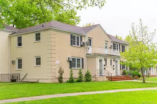 67-58 223 Pl, Oakland Gardens, NY 11364 - Photo 12