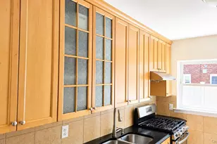 73-45 197th St, Fresh Meadows, NY 11366 - Photo 6