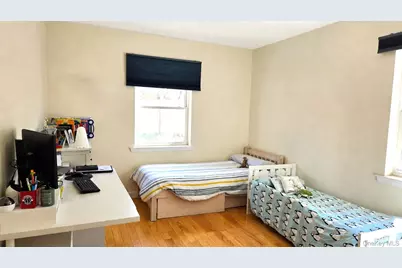 7345 197th Street, Fresh Meadows, NY 11366 - Photo 10