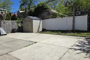 73-45 197th St, Fresh Meadows, NY 11366 - Photo 24