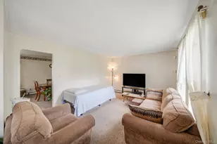 75 2nd Pl, Central Islip, NY 11722 - Photo 6