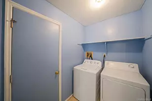 75 2nd Pl, Central Islip, NY 11722 - Photo 26
