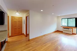 84-14 143rd St, Briarwood, NY 11435 - Photo 2
