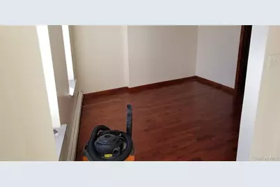 10515 Jamaica Avenue, Richmond Hill, NY 11418 - Photo 6