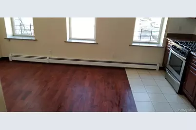 10515 Jamaica Avenue, Richmond Hill, NY 11418 - Photo 12