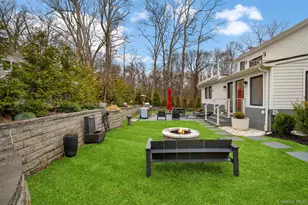 2 Hewlett Pl, Great Neck, NY 11024 - Photo 42