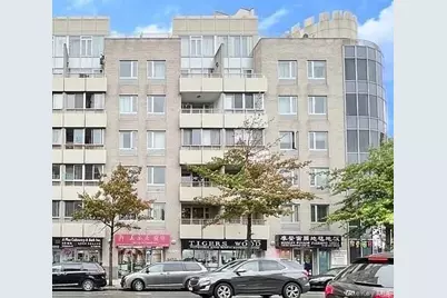 132-03 Sanford Avenue #2F, Flushing, NY 11355 - Photo 4