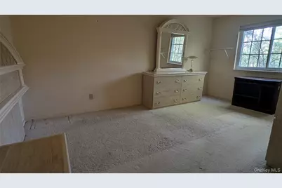 276 Temple Hill Road #2607, New Windsor, NY 12553 - Photo 8