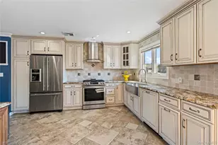 539 Nassau Ave, Freeport, NY 11520 - Photo 14
