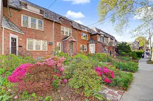 93-07 69th Ave, Forest Hills, NY 11375 - Photo 26