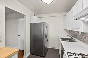 333 E Broadway, Long Beach, NY 11558 - Photo 14
